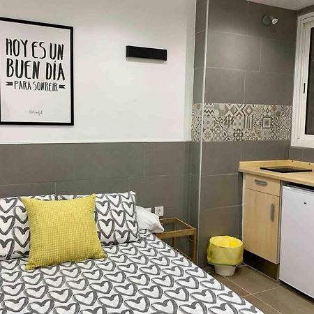 Nice Apartment In Barcelona By Perita Next Metro St T1 Bagian luar foto