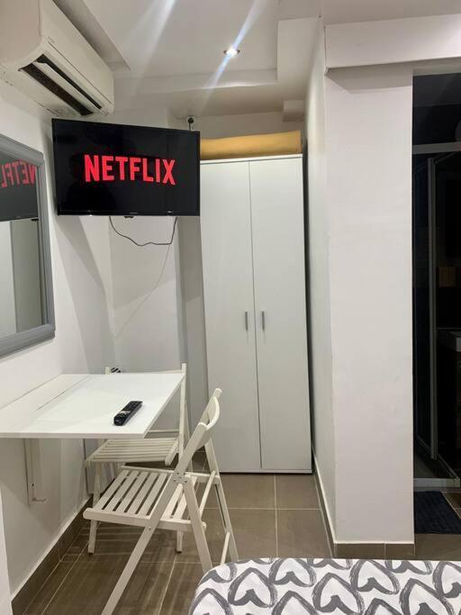 Nice Apartment In Barcelona By Perita Next Metro St T1 Bagian luar foto