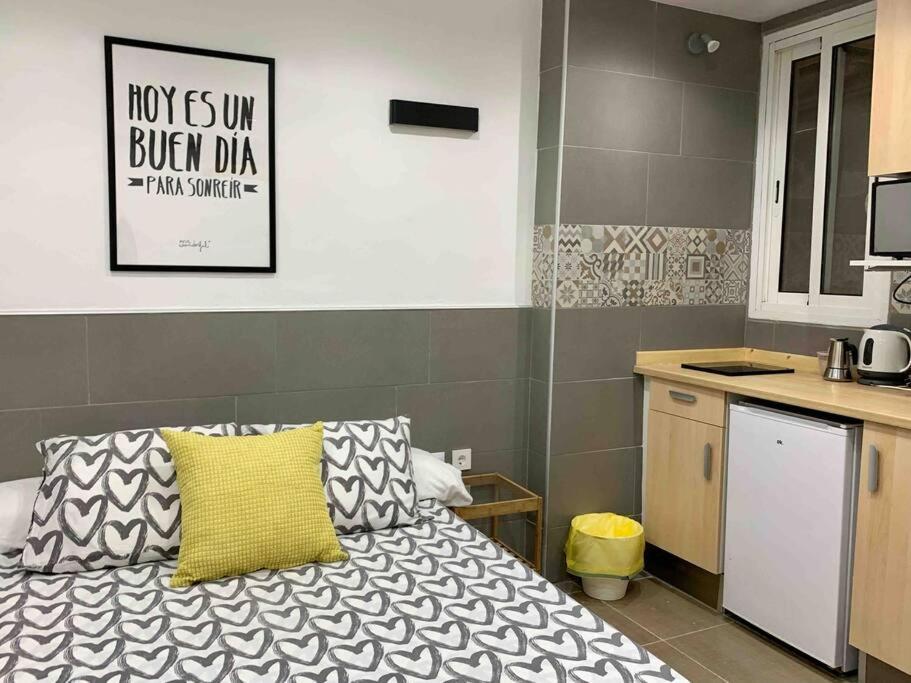 Nice Apartment In Barcelona By Perita Next Metro St T1 Bagian luar foto
